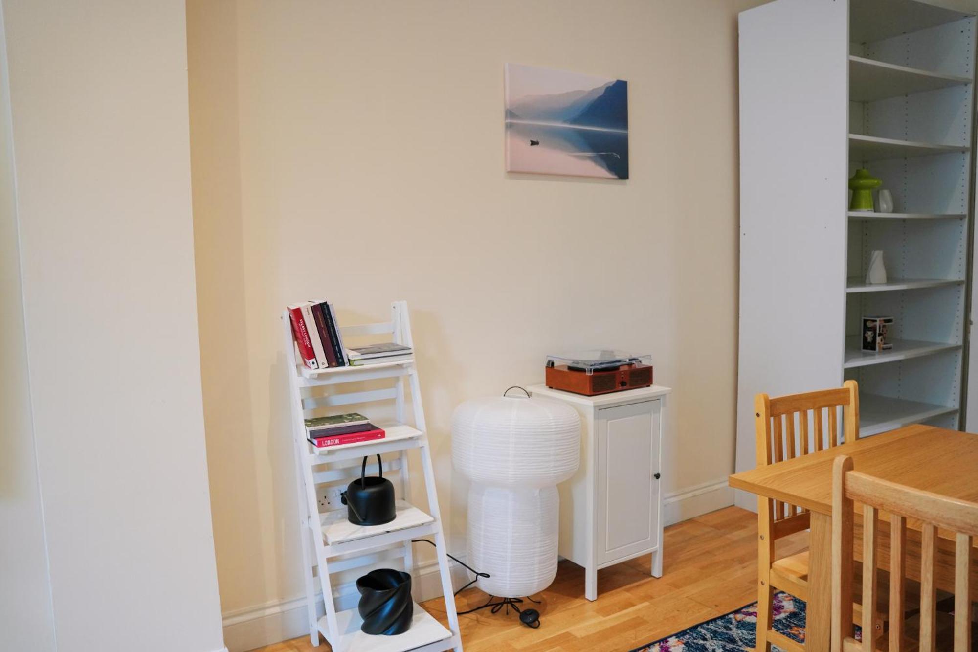The Chic Townhouse In Kings Cross!!! 3 Floors Apartment London Ngoại thất bức ảnh