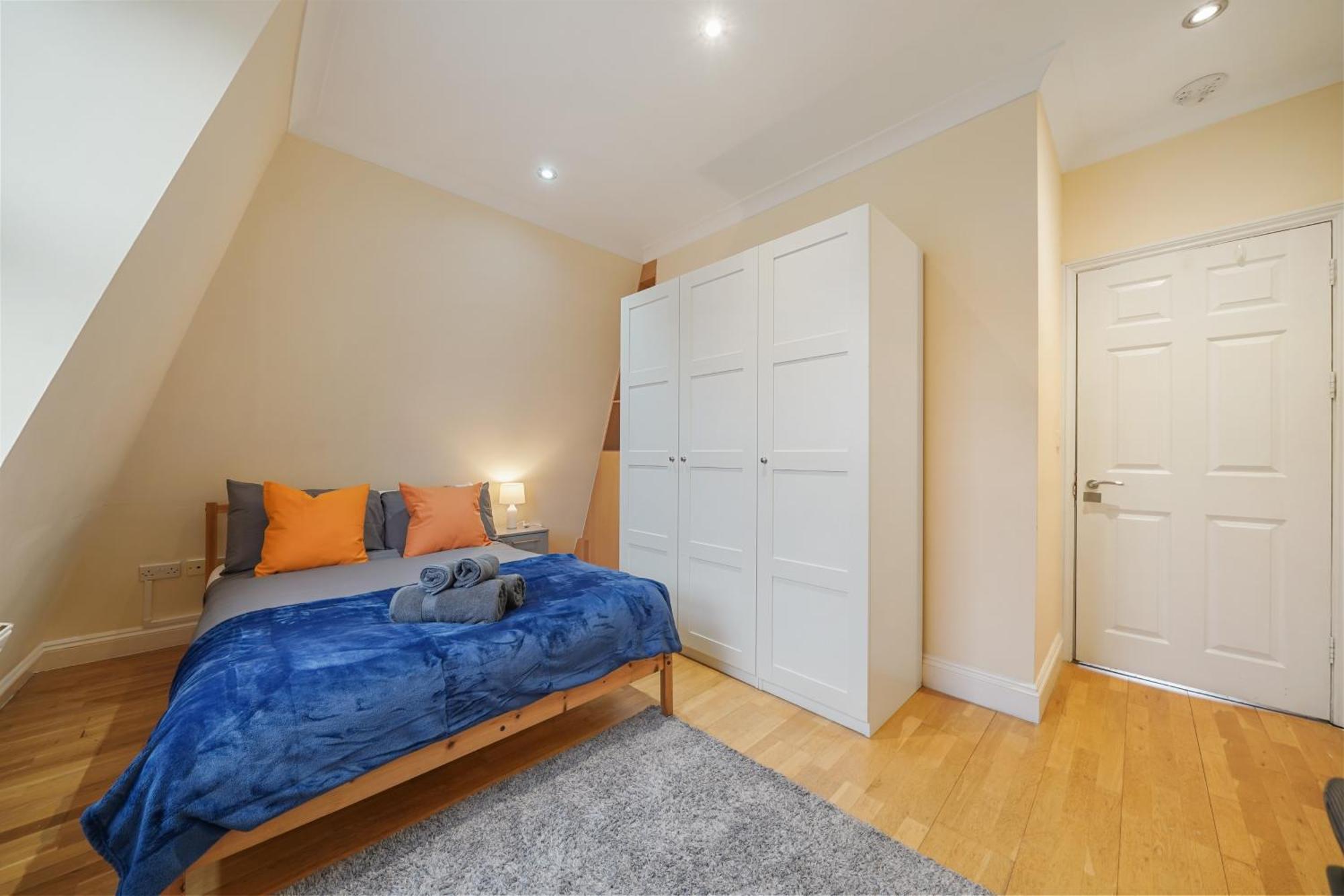 The Chic Townhouse In Kings Cross!!! 3 Floors Apartment London Ngoại thất bức ảnh